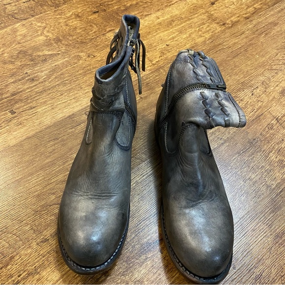 Bed Stu Craven Fringe Gray Leather Bootie Size 10 - Picture 8 of 11